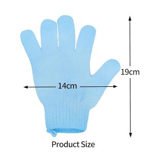 Get glowing skin with these bamboo exfoliating gloves! Say goodbye to ingrown hair and dead skin for a spa-like experience in the shower. Perfect for exfoliating and massaging your way to smooth, radiant skin. 💙 #sk
