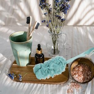 019f01633b5849da9b9c523ad680bef9tplv-tulkllf4y5-origin-jpeg.jpeg Get the ultimate shower experience with these 2 back scrubbers! Perfect for exfoliating and removing dead skin, these long handle body brushes come with a soft mesh sponge. Available in blue and beige. #ShowerGoals #SkinCare #