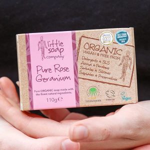 0459133588a3438f9491f118a6f6b783tplv-tulkllf4y5-origin-jpeg.jpeg 🌿🚿 Treat yourself to a luxurious Organic Soap Bar! This vegan and cruelty-free soap is free of harsh chemicals like SLS and parabens. Infused with the soothing scent of Rose Geranium, it's the perfect way