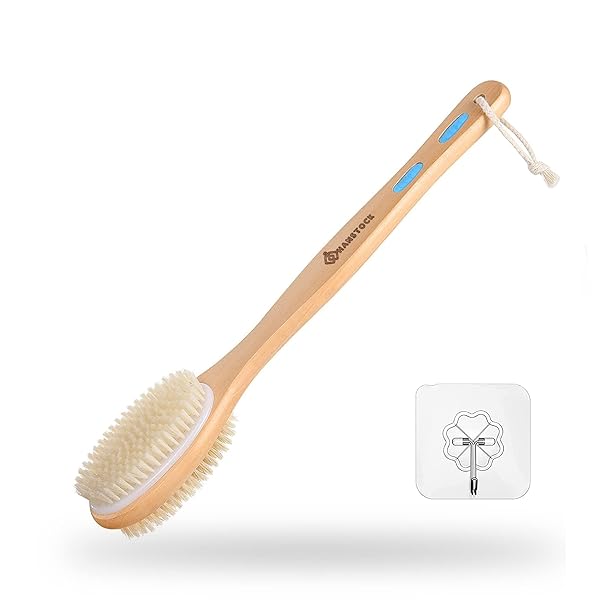 07240fc7ca954ad2a2f60881bca94065tplv-tulkllf4y5-origin-jpeg.jpeg Get smoother skin and relax in the shower with this 43cm long wooden double-sided back scrubber! Soft and stiff bristles exfoliate your skin for a spa-like experience. #skincare #selfcare #showeressential