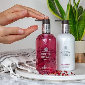 🔥 Get your hands on the trendiest new hand wash - Fiery Pink Pepper scent! 🌸 With 300 ml of luxurious liquid soap, your hands will feel clean and refreshed all day long. #TikTokFinds #