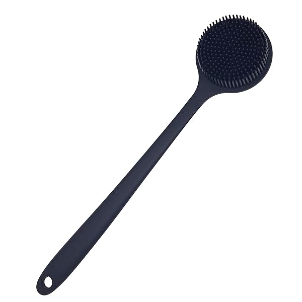 1b33e3e7098b400a8dcd22b00749a257tplv-tulkllf4y5-origin-jpeg.jpeg Long handle silicone back scrubber for the ultimate shower experience! Say goodbye to rough scrubbing and hello to smooth, soft skin. Available in sleek black. #shower #skincare #bathandbody #softskin #selfcare