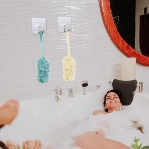 22b42493c98c4f23b5e411ba3a69d6e5tplv-tulkllf4y5-origin-jpeg.jpeg Get the ultimate shower experience with these 2 back scrubbers! Perfect for exfoliating and removing dead skin, these long handle body brushes come with a soft mesh sponge. Available in blue and beige. #ShowerGoals #SkinCare #