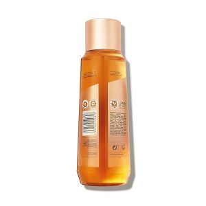 ✨Get ready to relax in style with this luxurious spa bath float! 🛁 Made with no mineral oil, cruelty free, and vegan, it's the perfect bubble bath for all the ladies out there! 💖 500ml of