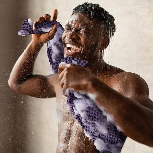 3b9fe75f657f4a808abb921cd14aa03btplv-tulkllf4y5-origin-jpeg.jpeg Get your glow on with this 3D texture exfoliating set! Say goodbye to dull skin and hello to smooth, radiant skin. Plus, a bonus silicone facial brush included! #skincare #exfoliate #glowup