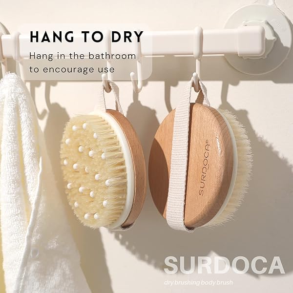 46c72159cb764d458b21d20cc2e09e44tplv-tulkllf4y5-origin-jpeg.jpeg Get glowing skin with this all-in-one body brush! Exfoliate, massage, and say goodbye to cellulite with this natural bamboo brush. Perfect for your shower routine! ✨ #skincare #selfcare #glowup