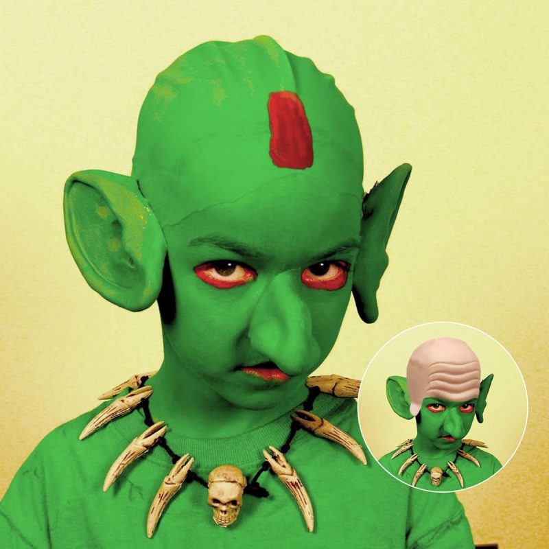 Get ready to rock the bald look with this complete costume set! Perfect for Halloween, cosplay, or just for fun. Stand out with the famous rapper-inspired style. #BaldIsBeautiful #CostumeGoals #HalloweenReady