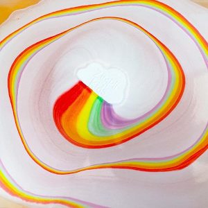 🌈✨ Watch the magic unfold with this Large Cloud Rainbow Bath Bomb! Perfect for birthday gifts or pocket money treats. Vegan friendly and cruelty free. #bathbomb #rainbow #specialfx