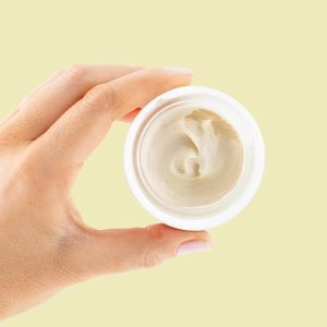 🍋✨Aluminium-free & Plastic-free Deodorant Balm! Stay fresh all day with the refreshing scent of Lemon & Geranium! 🌿💛 #CleanBeauty #AllDayProtection