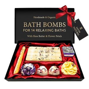 694abed9174045139b3cf6fbde4e77b5tplv-tulkllf4y5-origin-jpeg.jpeg 🎄✨ Treat Yourself with Organic Bath Bombs! Handmade with Essential Oils & Shea Butter for a Luxurious Bath Experience. Perfect Christmas Gifts for Her! #BathTime #SelfCare