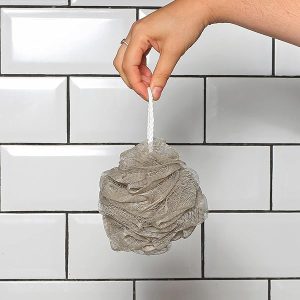 69f6fd6da5bf4fc2b0635bda2ddf921ctplv-tulkllf4y5-origin-jpeg.jpeg Get that smooth, glowing skin you've been dreaming of with this set of 4 mesh exfoliating bath and shower body puff sponges! Say goodbye to dull skin and hello to radiant beauty! 💖🚿 #skincare #