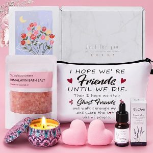 82d7bed3a8144e11a562b09d133bc055tplv-tulkllf4y5-origin-jpeg.jpeg 🎁 Treat Auntie to a Personalized Self-Care Spa Basket! Perfect for birthdays and Mother's Day 💖 Relax and pamper with this thoughtful gift idea from Niece/Nephew 🌸 #AuntieGifts