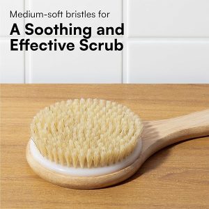 Get smooth, glowing skin with this long-handled body brush back scrubber! Say goodbye to dry skin and cellulite with natural bristles and exfoliate your back in the shower. #skincare #bodycare #exfoliate