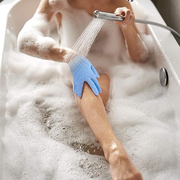 99a9281f0e914de28c597a25cc1f3408tplv-tulkllf4y5-origin-jpeg.jpeg Get your glow on with these 14 pairs of exfoliating gloves! Perfect for shower, spa, or massage, these scrubbing gloves will leave your skin feeling smooth and vibrant. Available in 7 fun colors! 💫🌈 #