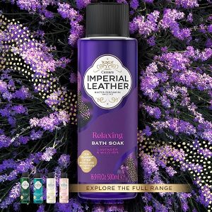Unwind with this luxurious lavender & wild iris bath soak! 🛁🌸 Experience a rich & creamy bubble bath for gentle skin care. Get the ultimate relaxation with this bulk buy pack of 4 x 500ml bottles! #self