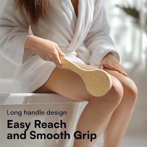 Get smooth, glowing skin with this long-handled body brush back scrubber! Say goodbye to dry skin and cellulite with natural bristles and exfoliate your back in the shower. #skincare #bodycare #exfoliate