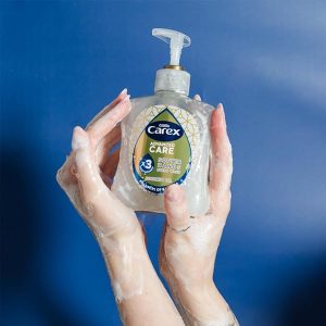 🌟 Keep Hands Soft & Clean with Moisturising Antibacterial Hand Wash! 💦 3x More Moisturisers for Ultimate Hydration & Protection! 🧼 Stock up with Bulk Buy Pack of 6 x 250ml