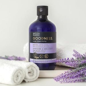 Unwind with this luxurious lavender & bergamot bath soak! Get ready for the best night's sleep ever with this vegan-friendly product. 🛁💤 #selfcare #relaxation #bathsoak