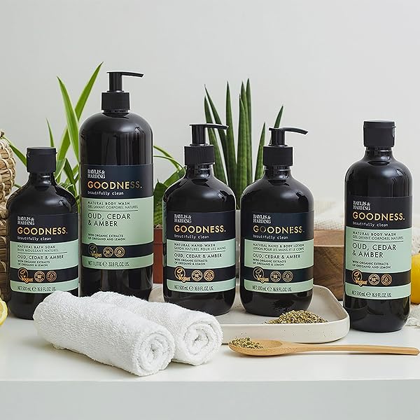 Luxurious bath soak with the perfect blend of Oud, Cedar, and Amber! 🛁✨ 500 ml each in a pack of 3, vegan friendly for a guilt-free pampering session! #bathgoals #vegan