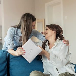 d5de0cf9fad54fcca3b48e09804f302ftplv-tulkllf4y5-origin-jpeg.jpeg 🎁 Treat Auntie to a Personalized Self-Care Spa Basket! Perfect for birthdays and Mother's Day 💖 Relax and pamper with this thoughtful gift idea from Niece/Nephew 🌸 #AuntieGifts