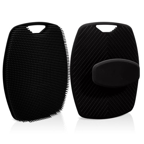Get that glowing skin with this silicone body scrubber! 🚿 Nourish and exfoliate your skin with lather-boosting bristles and a no-slip handle. Perfect for both men and women! #skincare #