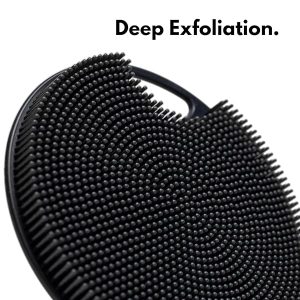 e06f3ed23e5e42049cc5c0611549b70atplv-tulkllf4y5-origin-jpeg.jpeg Get the Ultimate Silicone Body Scrubber for Sensitive Skin! 🌿 Exfoliate with ease using the Extra-Long Lathering Bristles and Eco-Friendly design. Say goodbye to rough skin and hello to a luxurious shower experience! #