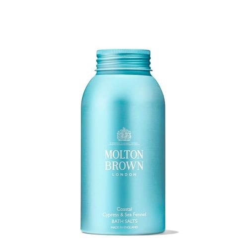 Get ready to relax and rejuvenate with these luxurious Coastal Bath Salts! Infused with Cypress and Sea Fennel, your bath time just got a whole lot better 🌊💆‍♀️ #selfcare #batht