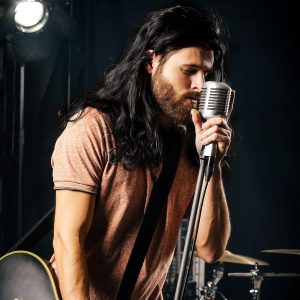 Get that 70s/80s rockstar look with this black mid-length curly wig for men! Perfect for cosplay, fancy dress parties, or Halloween. Stand out and rock on TikTok! 🤘🎸 #menswig