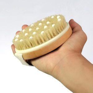 f6b5018a82cc43aa95df0ddd451f57c0tplv-tulkllf4y5-origin-jpeg.jpeg Get that glow with this Dry Body Brush! 🌟 Made with natural bristles for lymphatic drainage, exfoliation, and improving blood circulation. Say goodbye to dead skin, toxins, and cellulite! #skincare #glowup