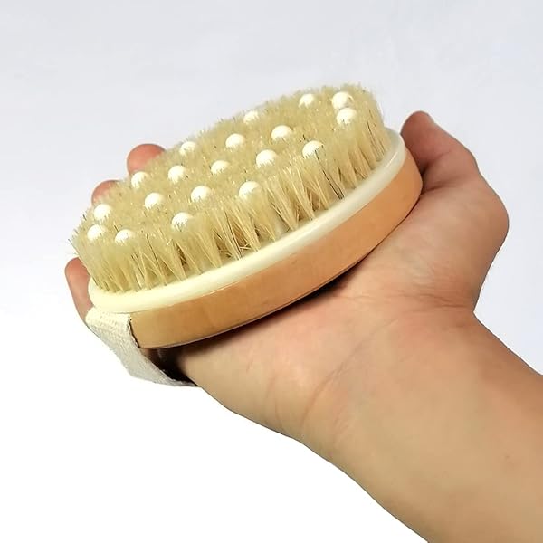 f6b5018a82cc43aa95df0ddd451f57c0tplv-tulkllf4y5-origin-jpeg.jpeg Get that glow with this Dry Body Brush! 🌟 Made with natural bristles for lymphatic drainage, exfoliation, and improving blood circulation. Say goodbye to dead skin, toxins, and cellulite! #skincare #glowup