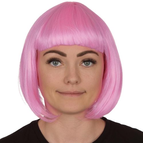 Get the perfect short bob wig for a fun and flirty look! 🎃 Spice up your Halloween costume or cosplay outfit with this 12 inch wig with fringe. Stand out with these fancy dress accessories! 💃 #ShortBobWigs
